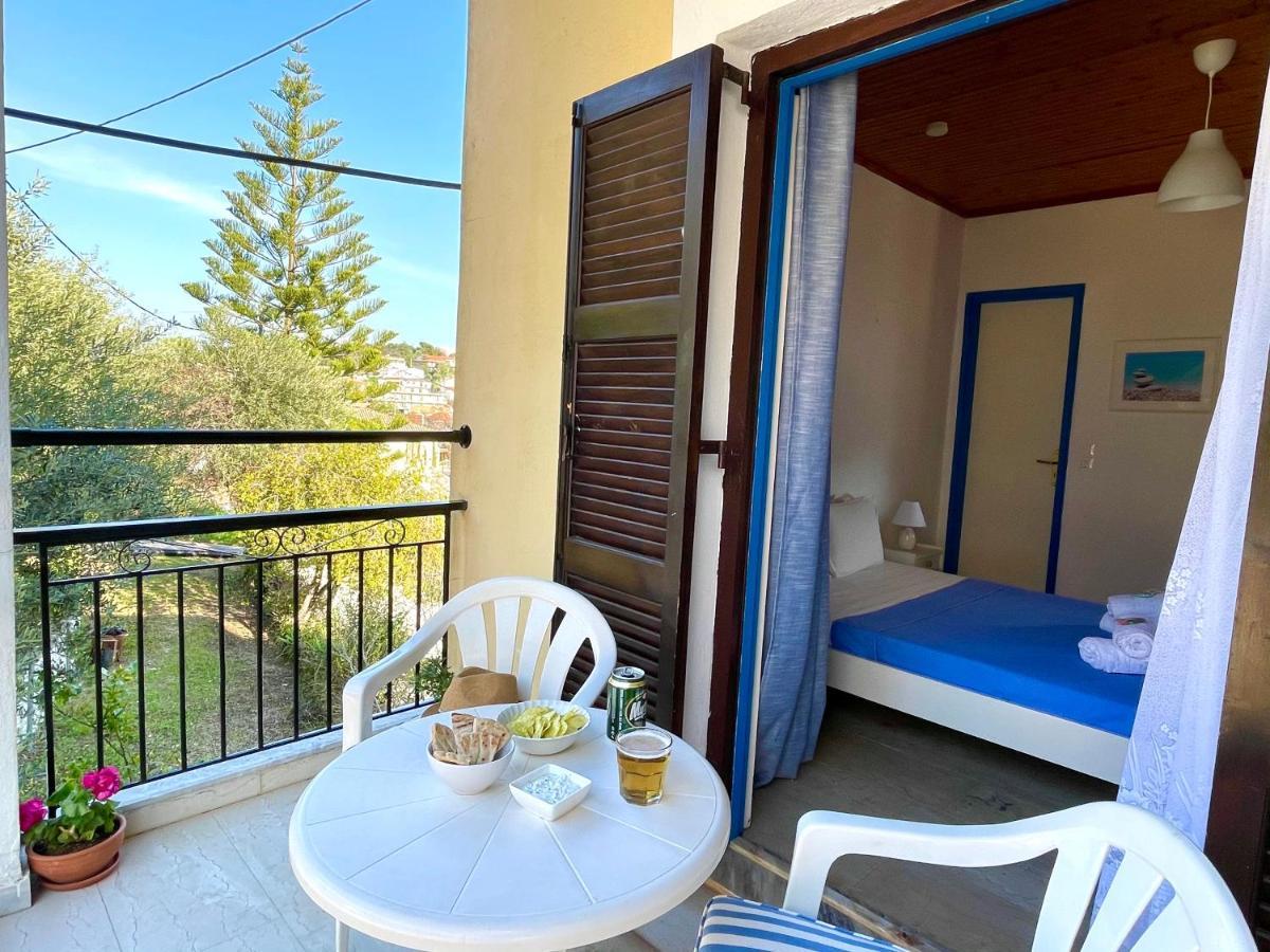 Sunflower Apartments & Studios Kassiopi Extérieur photo