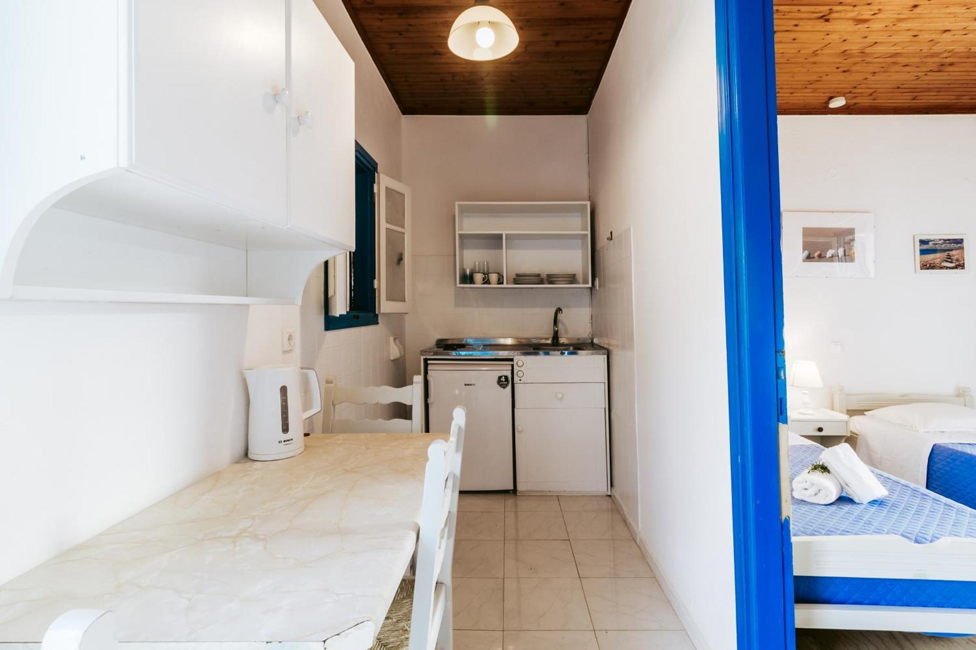 Sunflower Apartments & Studios Kassiopi Extérieur photo