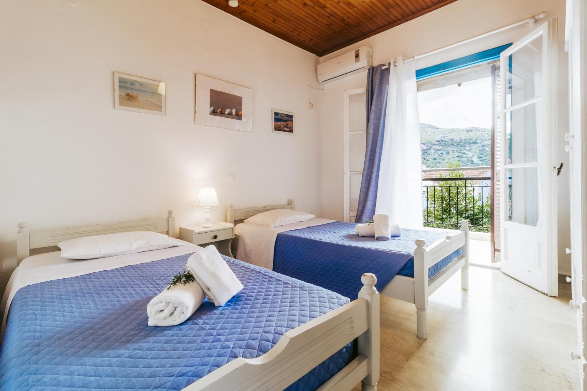 Sunflower Apartments & Studios Kassiopi Extérieur photo
