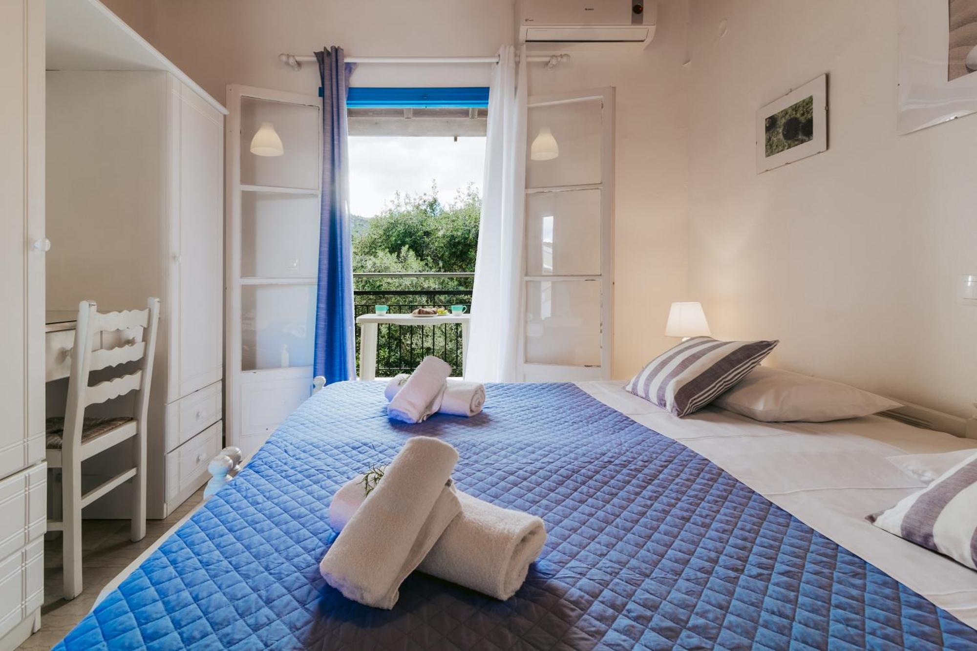 Sunflower Apartments & Studios Kassiopi Extérieur photo