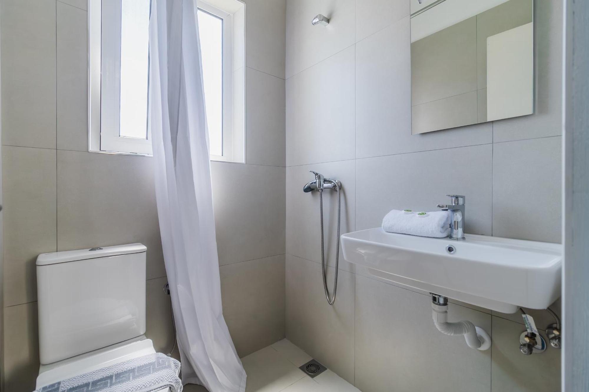 Sunflower Apartments & Studios Kassiopi Extérieur photo